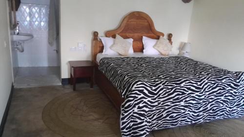 Pangani Cabin | Ushongo Beach Bandas: Oceanfront Retreat with Pet-Friendly Perks