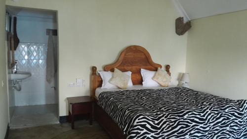Pangani Cabin | Ushongo Beach Bandas: Oceanfront Retreat with Pet-Friendly Perks