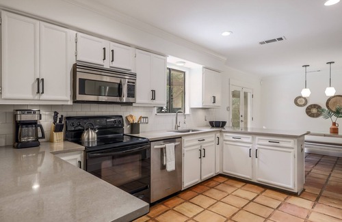 Austin House | Relax and Unwind: Pool, Hot Tub & Fire Pit Awaits You