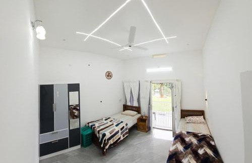 Udumbanchola Apartment | Uthuppan's 2 bedroom first floor