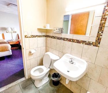 Utica Hotel | Family-Friendly Utica Rest Inn with Great Guest Reviews