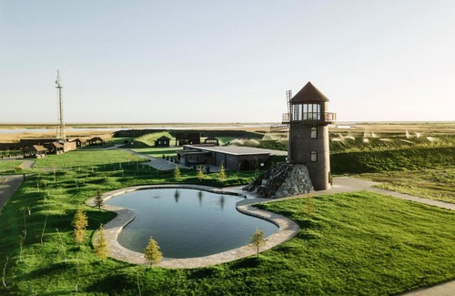 Zolotarevskoe Resort | Utkino Country House: 5-Star Retreat with Ocean Views