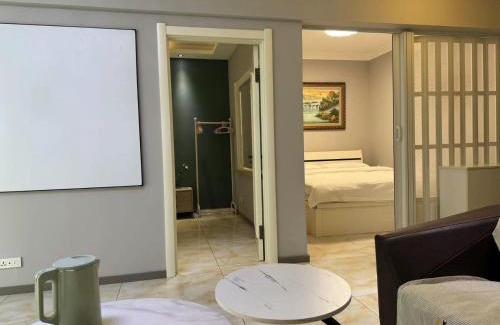Dao Li Apartment | Discover Utopia Apartment: Family-Friendly with Breakfast
