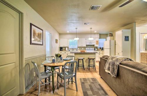 Utopia House | Family-Friendly Escape, Steps from Utopia Park Awaits!