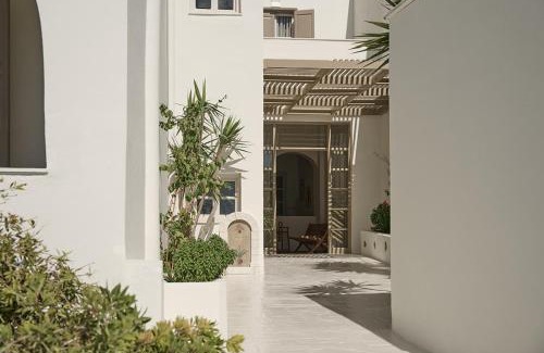 Koufonisia Hotel | Discover Utopia Hotel: Oceanfront Bliss with 9.1 Rating