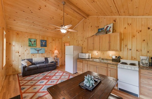 Utopia Cabin | Discover Utopia River Retreat, Your Riverside Escape