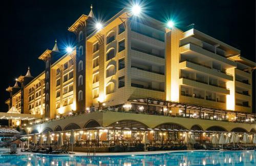 Kargicak Resort | Discover Utopia World: An Oceanfront 5-Star Escape