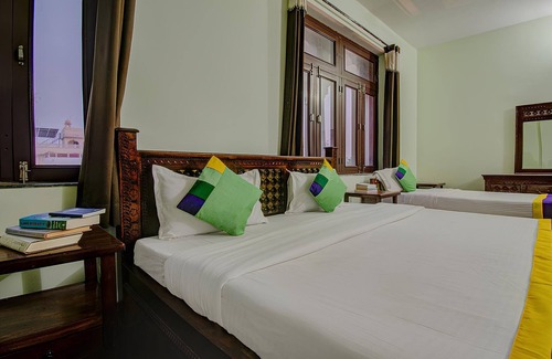 Vidhyadhar Nagar Hotel | Utsav Vilas