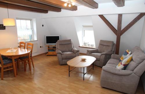 Uttum Apartment | Pet-Friendly Retreat at Uttumer Mühle Bentje - Rated 9/10