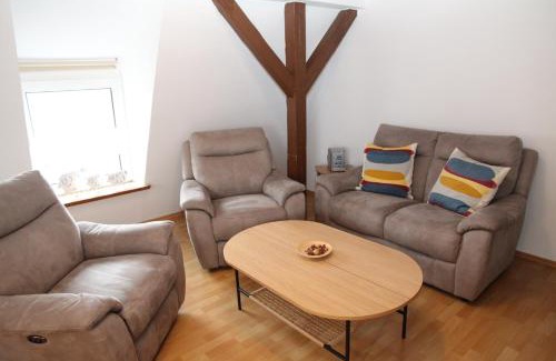Uttum Apartment | Pet-Friendly Retreat at Uttumer Mühle Bentje - Rated 9/10