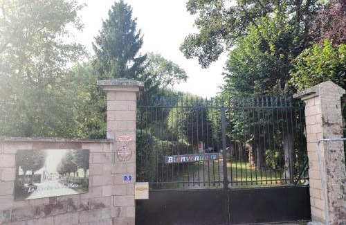 Pierrepont-sur-Avre House | Family-Friendly Farm Stay at Le Moulin de la Place