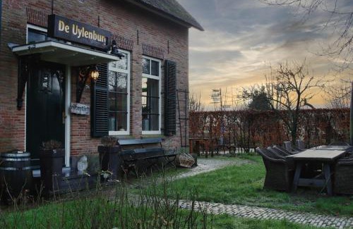Municipality of Pijnacker-Nootdorp Hotel | Relaxing Retreat at Buitengoed De Uylenburg with Breakfast