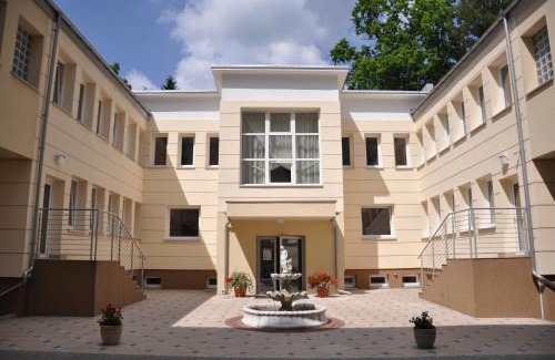 Polczyn-Zdroj Resort | Top-Rated Uzdrowisko Polczyn SPA Zacisze with Private Pool
