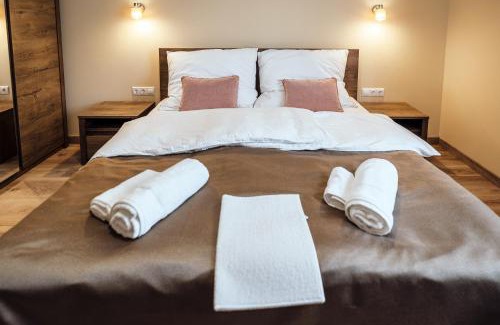 Kisgyor House | Guest Rated 10/10: Family-Friendly Várerdő Vendégház