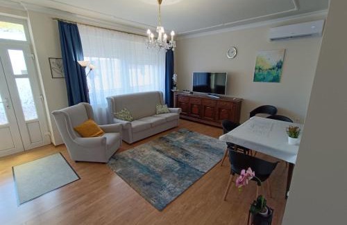 Dunafoldvar Apartment | Várnegyed Apartman
