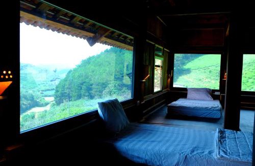 Van Ho Cabin | Inviting Vân Hồ Ecolodge with Hot Tub and Breakfast Included