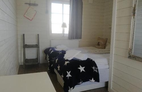 Fjallbacka Hotel | Discover Väderöarnas Värdshus: Pets Welcome & Great Amenities