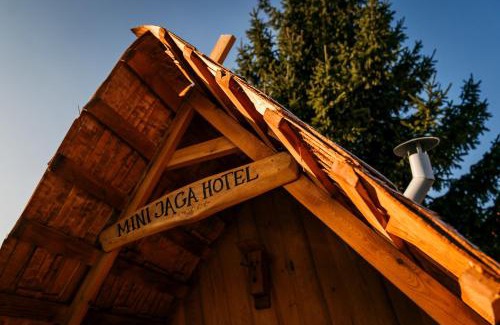 Narva Ski Chalet | Väikesaare Guest House: Oceanfront Retreat with Spa & Hot Tub