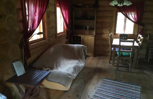 Rouge House | Vällamäe talu puhkemaja: 4-Star Oceanfront Retreat