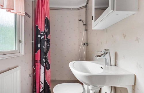 Motala House | Top-Rated Västanvik Snickarhagen with Oceanfront Views