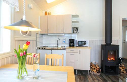 Vemdalen House | Vålkojan Naturby: Oceanfront Timber Cottages with Spa