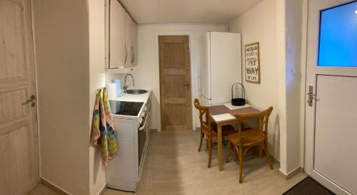 Esbjerg Apartment | Comfortable Room with Kitchen and Bath - Rated 8.9/10