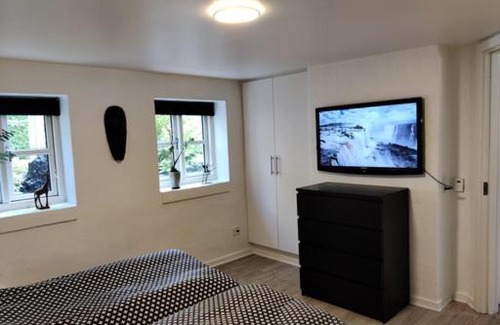 Herning House | Central Rooms with Kitchen Access - Guest Rated 9/10
