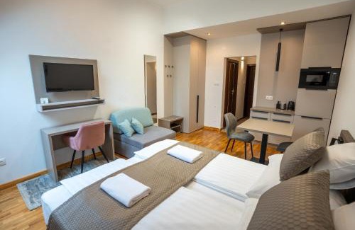 Gyula Apartment | Végvár Spa Apartman: Guest Rated 9.4 with Oceanfront Relaxation
