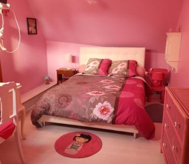 Dessenheim Apartment | VÉNUS: Guest Rated 9/10 with Pet-Friendly Amenities