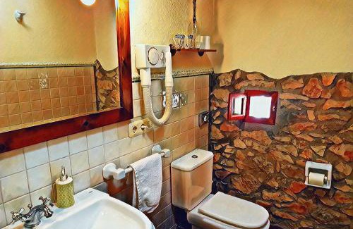 Cabanes Hotel | VÍA NATURA: Guest-Rated Rural Dining Experience
