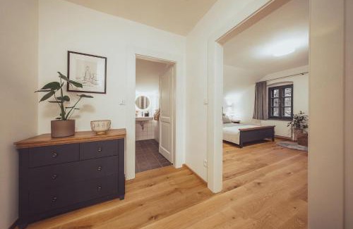Jindrichuv Hradec House | Výletní Restaurace Rudolfov
