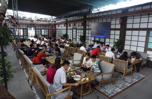 Thuan An Hotel | Discover Vạn Huệ Homestay in Bình Dương: Pet-Friendly Retreat