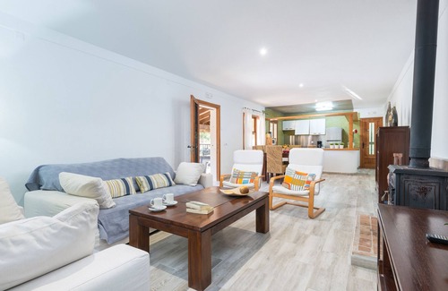 Alcudia Villa | Inviting Villa with Pool, Ocean View & 10/10 Guest Rating