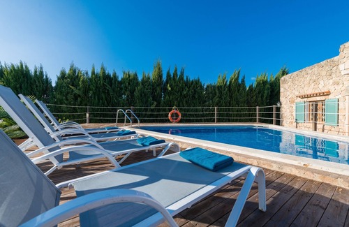 Alcudia Villa | Inviting Villa with Pool, Ocean View & 10/10 Guest Rating