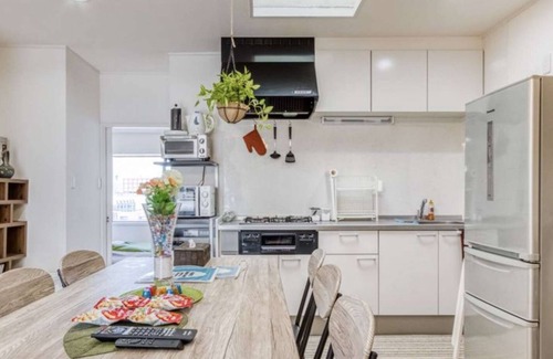 Okubo Apartment | Ideal Stay Near Shinjuku Korean Town with Free WiFi