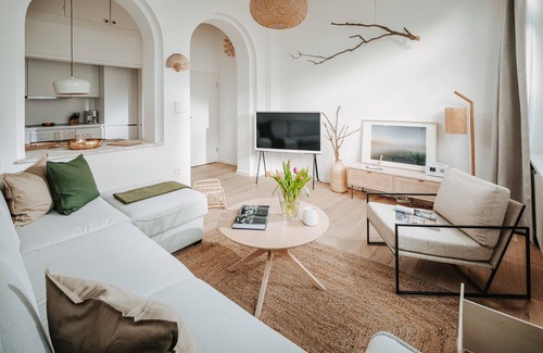 Norderney Apartment | Villa Fresena: Oceanfront Retreat with Spa & Pool Access