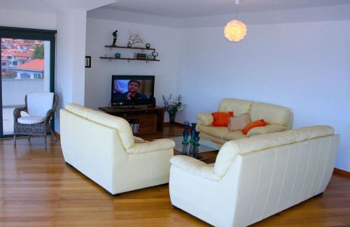 Machico Apartment | Elegant V.I.P. Baia: Oceanfront Oasis with 9.6/10 Rating