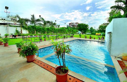 Jhotwara Hotel | Beachfront Retreat at V One Pride with Ocean Views