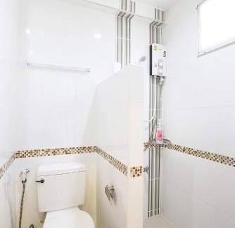 Songkhla Apartment | Budget-Friendly V Place Residence with Breakfast Included