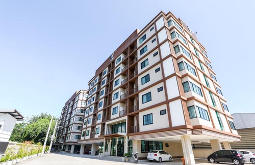 Tha Sala Hotel | Cozy V-twin Donjan Service Apartment - Child Friendly Retreat