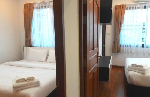 Tha Sala Hotel | Cozy V-twin Donjan Service Apartment - Child Friendly Retreat
