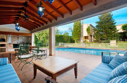 Lloseta Villa | Inviting Villa Tramontana: Perfect for Groups in Lloseta