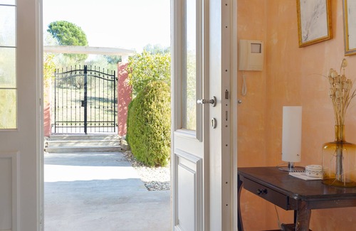 Perelada House | Experience Casa Mundo: Villa with Pool at Peralada Golf