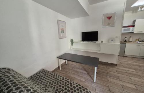 Cambrai Apartment | V17 Evalley, proche grands axes idéal PRO
