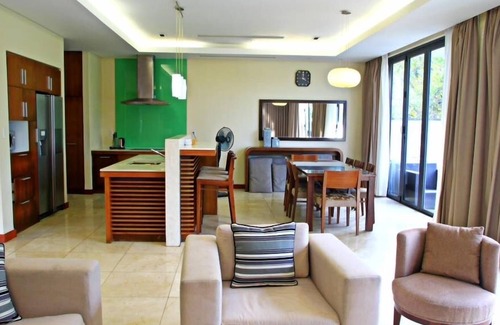 Ngu Hanh Son Villa | V3: Your Ideal Getaway with Pool and Family-Friendly Amenities