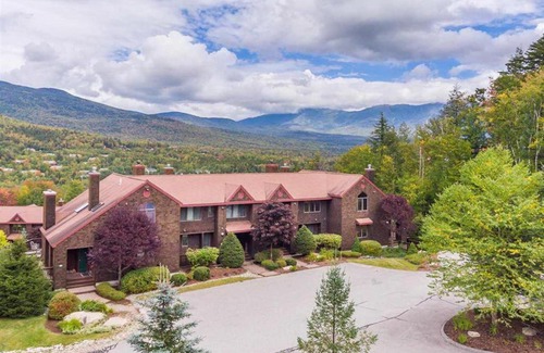 Bethlehem Villa | V3 Townhouse with Mountain Views & Spa Amenities in Bretton Woods