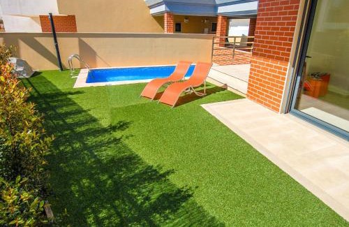 Mosqueira Villa | Beautiful Villa Jardins Branqueira2 Steps from the Beach