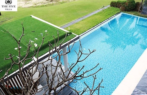 Ngu Hanh Son Villa | Experience V8: Exclusive Beachfront Villa with Pool Access