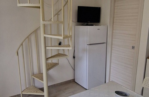 Costa Saracena-Castelluccio House | Cozy Vacation House Steps from the Sea at Cristi Paradise