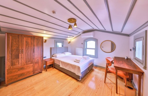 Rasimpasa Hotel | Va Mansion